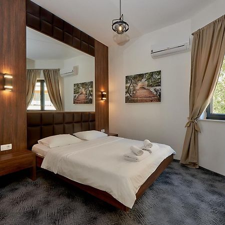 Bigmontenegro Dreams เบชิชิ ภายนอก รูปภาพ